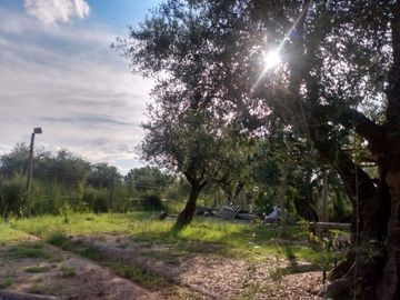 VENTA pequeña finca con construcción, Lunlunta