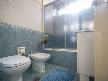 VENTA FLORESTA 3AMB. AL FRENTE C/BALCON apto cred.