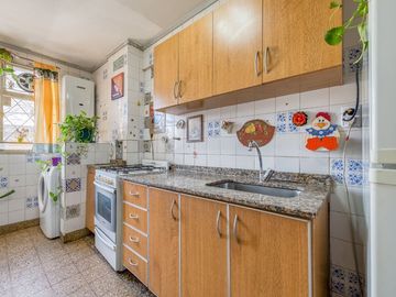 VENTA FLORESTA 3AMB. AL FRENTE C/BALCON apto cred.