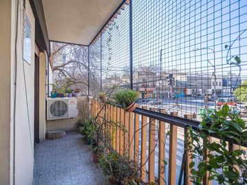VENTA FLORESTA 3AMB. AL FRENTE C/BALCON apto cred.