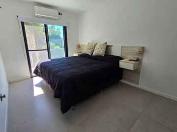 VENTA CASA 5 AMB C/PISCINA - B. LOS ARCES, PILAR