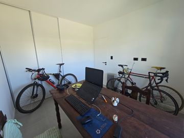 VENTA CASA 5 AMB C/PISCINA - B. LOS ARCES, PILAR