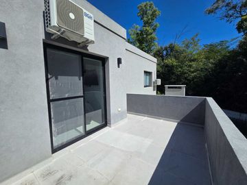 VENTA CASA 5 AMB C/PISCINA - B. LOS ARCES, PILAR