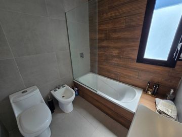 VENTA CASA 5 AMB C/PISCINA - B. LOS ARCES, PILAR