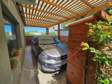 VENTA CASA 5 AMB C/PISCINA - B. LOS ARCES, PILAR