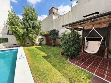 VENTA CASA 3 AMB JARDINPILETA EN RAMOS MEJIA