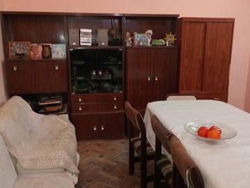 VENTA DE CASA 6 AMBIENTES, VILLA LURO OPORTUNIDAD