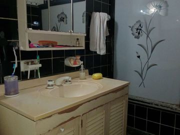 VENTA DE CASA 6 AMBIENTES, VILLA LURO OPORTUNIDAD