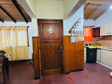 Casa 3 ambientes en venta con Galpón florida oeste
