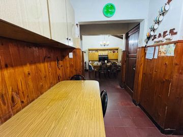 Casa 3 ambientes en venta con Galpón florida oeste