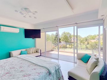 Casa en Venta El Nacional Club de Campo / permuta