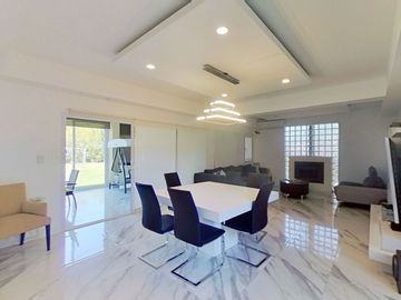 Casa en Venta El Nacional Club de Campo / permuta