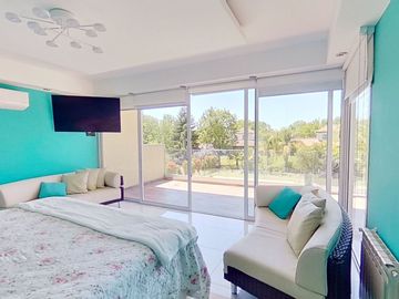 Casa en Venta El Nacional Club de Campo / permuta
