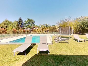 Casa en Venta El Nacional Club de Campo / permuta