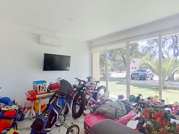 Casa en Venta El Nacional Club de Campo / permuta