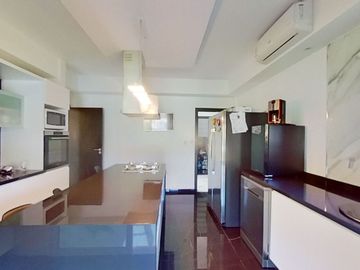 Casa en Venta El Nacional Club de Campo / permuta