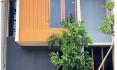 Rumah Baru Cocok Untuk Kaum Muda di Cisauk, Tangerang dekat ke KRL