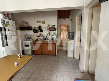 CASA EN VENTA 2 DORMITORIOS