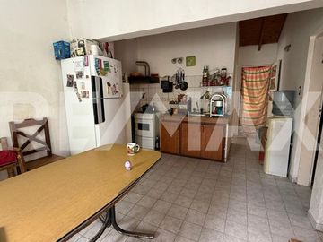 CASA EN VENTA 2 DORMITORIOS