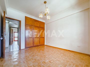 DEPARTAMENTO EN VENTA.PISO COMPLETO.APTO CREDITO