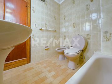 DEPARTAMENTO EN VENTA.PISO COMPLETO.APTO CREDITO