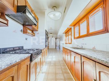 DEPARTAMENTO EN VENTA.PISO COMPLETO.APTO CREDITO