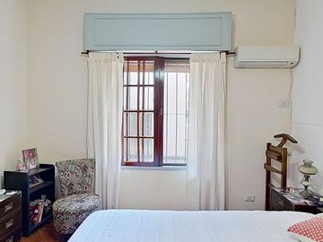 VENTA CASA CUATRO AMBIENTES BECCAR FONDO GARAJE