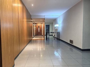 VENTA DEPARTAMENTO 2 AMBIENTES Y COCHERA V URQUIZA