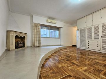 VENTA DEPARTAMENTO 2 AMBIENTES Y COCHERA V URQUIZA