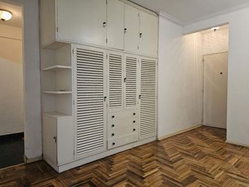 VENTA DEPARTAMENTO 2 AMBIENTES Y COCHERA V URQUIZA