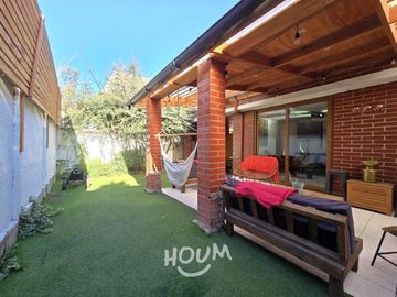 LINDA CASA DE 3 PISOS, METRO QUILIN