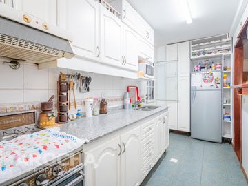 Casa en  venta - Los Robles - Burzaco