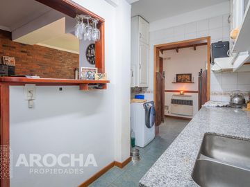 Casa en  venta - Los Robles - Burzaco