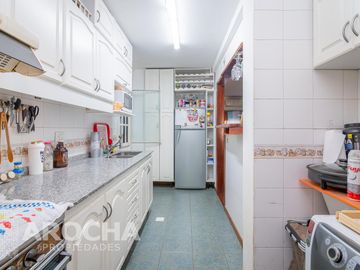 Casa en  venta - Los Robles - Burzaco