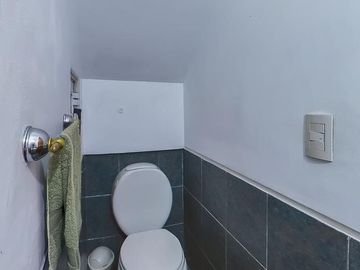 Casa en  venta - Los Robles - Burzaco