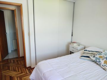 Departamento en Residencias del Sur.. 1 dormitorio. Con cochera y amenities