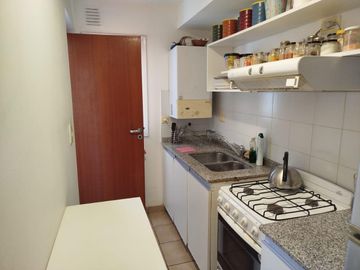 Departamento en Residencias del Sur.. 1 dormitorio. Con cochera y amenities