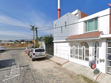 JVV- ADQUIERE ESTA BELLA CASA EN HACIENDAS LA CANDELARIA, SANTA ANITA, JALISCO.