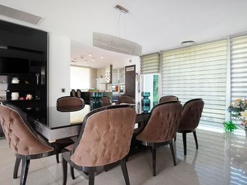 Venta Casa 5 Ambientes en Adrogué