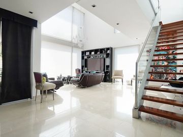 Venta Casa 5 Ambientes en Adrogué