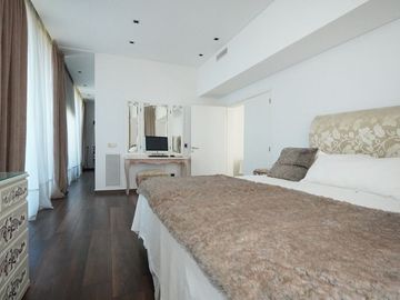 Venta Casa 5 Ambientes en Adrogué