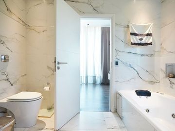 Venta Casa 5 Ambientes en Adrogué