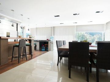 Venta Casa 5 Ambientes en Adrogué