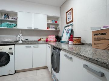 Venta Casa 5 Ambientes en Adrogué