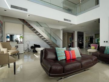 Venta Casa 5 Ambientes en Adrogué