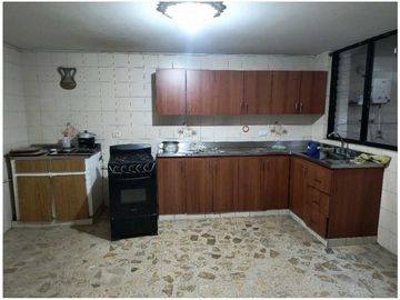 Casa en Venta, Santa Mónica en Medellín