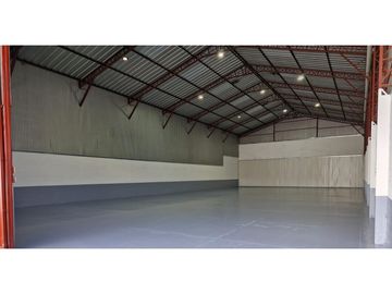 Sangolqui, Galpón en  Renta, 500m2, 1 Ambiente.