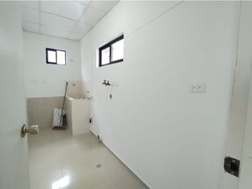 Tumbaco, Departamento en Renta, 80m2, 2 Habitaciones