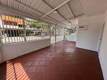 Casa En Venta, Champagnat - Alameda
