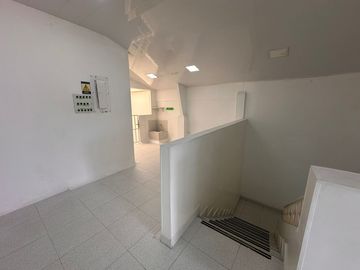 Casa En Venta, Champagnat - Alameda